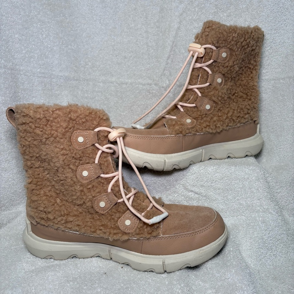 Sorel Women’s Explorer II Joan Cozy Boot, Nova Sand, Size 6